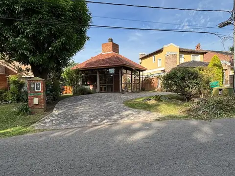 VENTA CASA 3 AMBIENTES - COUNTRY BANCO PROVINCIA