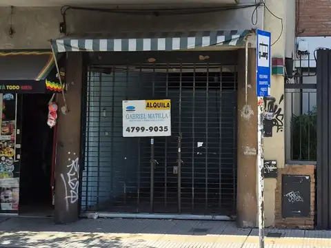 Local de 3 x 10 dividido