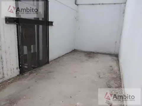 Cochera en Microcentro