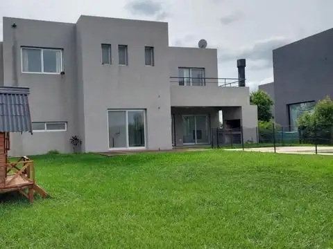 Casa en Venta de 5 dormitorios