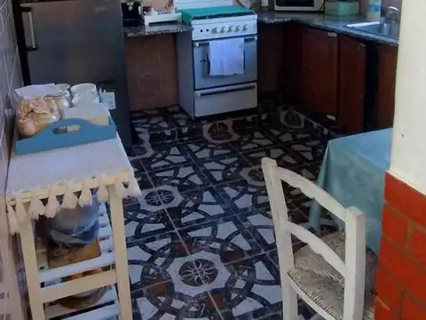 Casa en venta - 1 Dormitorio 1 Baño - San Martín