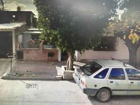 CASA PARA DEMOLER - VENTA