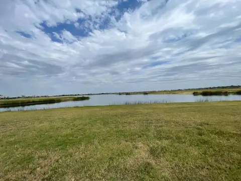 VENTA LOTE AL AGUA AMARRAS PUERTOS ESCOBAR