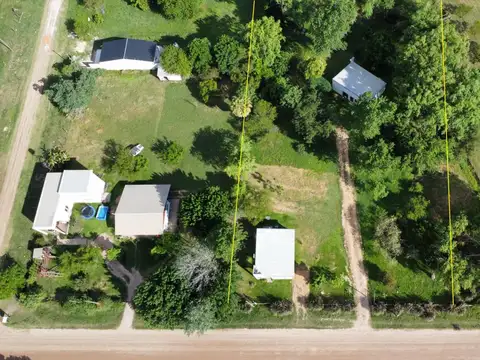 2 CASAS sobre LOTE de 3.931,89m2