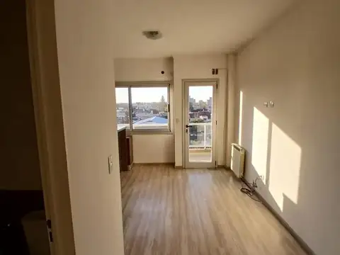 Departamento en Alquiler en Zárate, $ 650.000