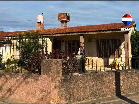 Casa en venta general güemes 4dorm apto credito