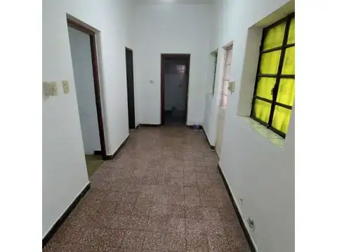 CASA EN VENTA UN DORMITORIO MAS COMODÍN