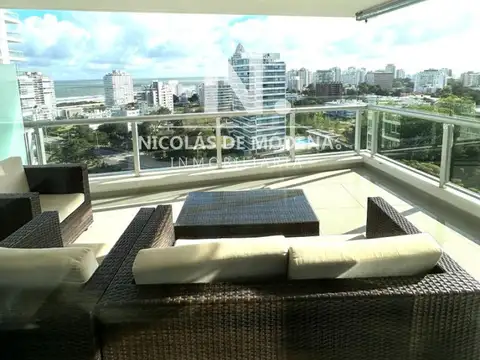 Apartamento en Brava - Punta del Este en venta de 3 Dormitorios