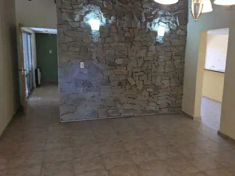 Casa en Alquiler en San Rafael, $ 750.000