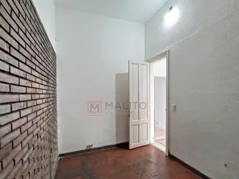 ALQUILER GALPÓN 4 Ambientes en 2 Plantas con Depósito