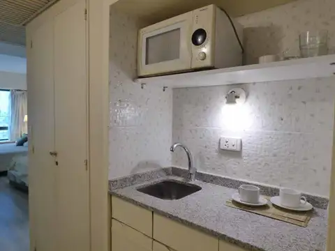 VENTA MONOAMBIENTE PISO 18 CENTRO