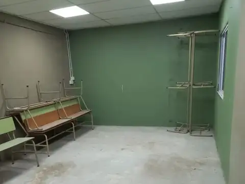 ALQUILER – GALPÓN / DEPÓSITO C/LOCAL – CASEROS