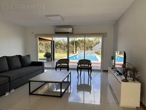 Casa en Alquiler en Haras Santa María, USD 1.700