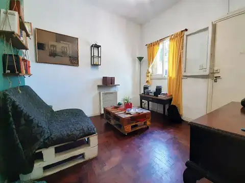 Casa 2 ambientes con 1 baño