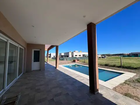 Casa en Alquiler en Canning, USD 1.400