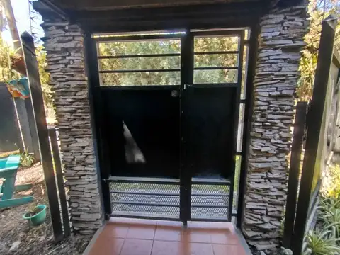 Del pretal 600, Piso 0