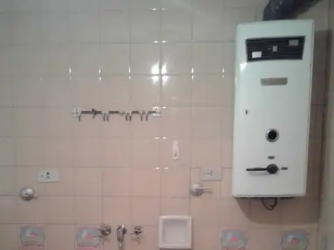 Cnel J Pringles 4200, Piso PB