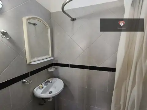 Depto Tipo Casa en Alquiler 46 años
