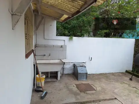 Depto Tipo Casa en Alquiler 46 años