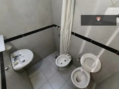 Depto Tipo Casa 2 ambientes con 1 baño