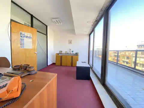 Oficina en alquiler – Microcentro | Ideal estudio profesional / arquitectura / coworking