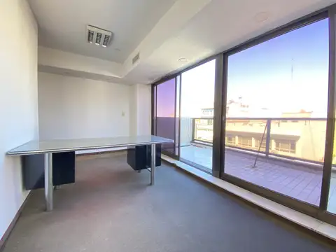 Oficina en Alquiler en Monserrat, $ 700.000