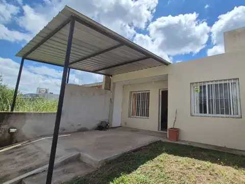 VENTA CASA 2 DORMITORIOS ARGUELLO NORTE