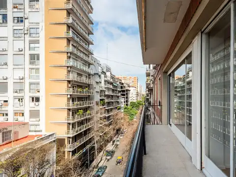 Departamento en Alquiler con 1 cocheras