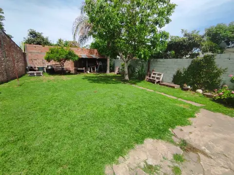 VENTA CASA 5 AMB LOS POLVORINES TERRENO GRANDE