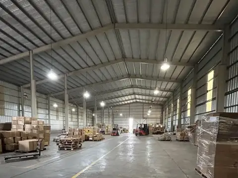 Galpon en Alquiler en Alvear, USD 4.900