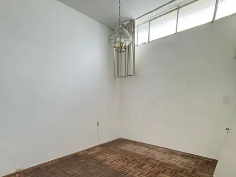 Casa en venta c/ cochera en Malvin