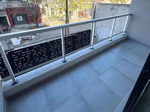 Departamento 2 Ambientes con Balcón en Venta en Escalada
