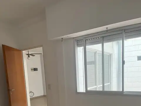 Depto Tipo Casa en Alquiler de 1 dormitorio