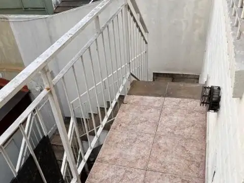 Depto Tipo Casa en Venta 26 años