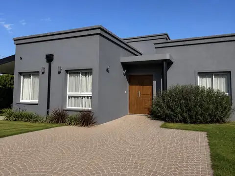 Casa en venta o alquiler en Marinas del Pilar