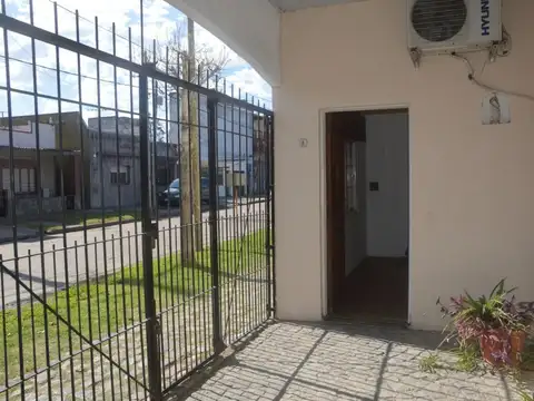 Depto Tipo Casa en Venta de 3 ambientes