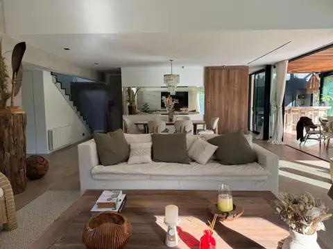 Casa en Venta en Ayres De Pilar, USD 1.290.000