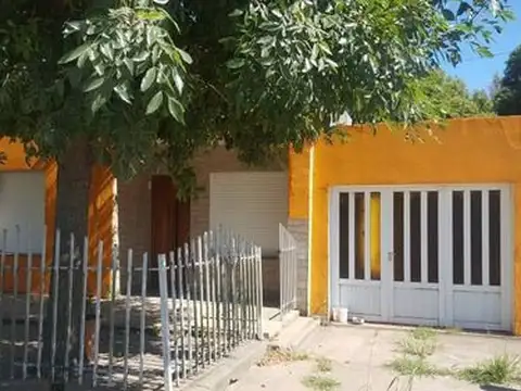 Casas Venta Godoy aptio amplio 700 mts 2