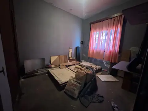 Casa 4 ambientes con 1 baño