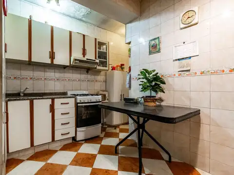 Casa 5 ambientes con 1 baño