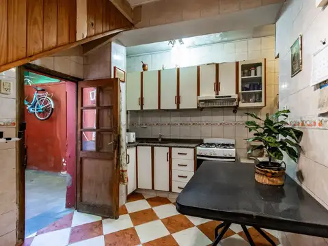 VENTA CASA VILLA SANTA RITA 5 AMBIENTES CON PATIO