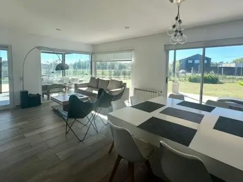 Casa en Venta en San Sebastian, USD 235.000
