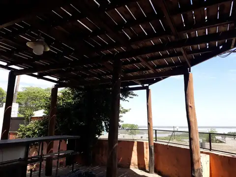 EXCELENTE PROPIEDAD EN ESQUINA FRENTE AL MIRADOR DE DIAMANTE