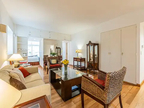 Venta. Muy Lindo Departamento a una cuadra de Plaza San Martín.