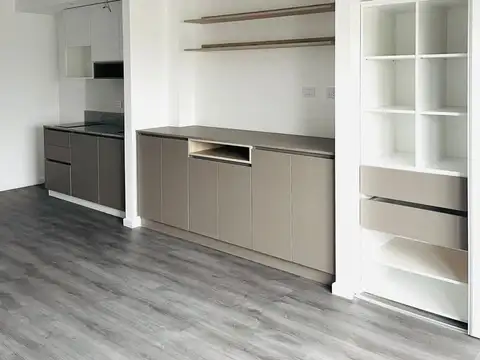 MONOAMBIENTE CON BALCON