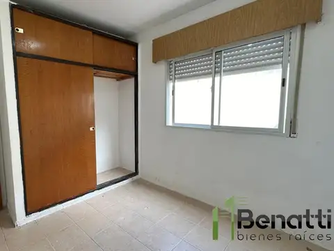 Departamento 2 amb en PB al fte CON PATIO. SIN EXPENSAS