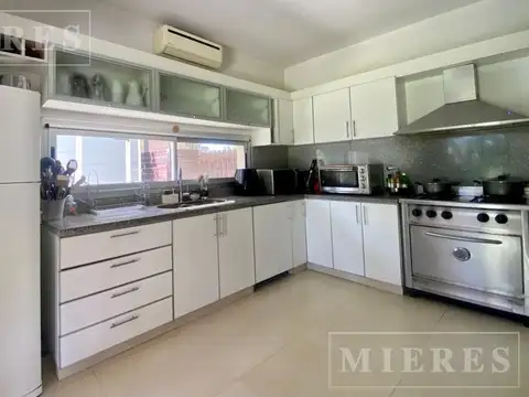 Casa en Alquiler A Estrenar