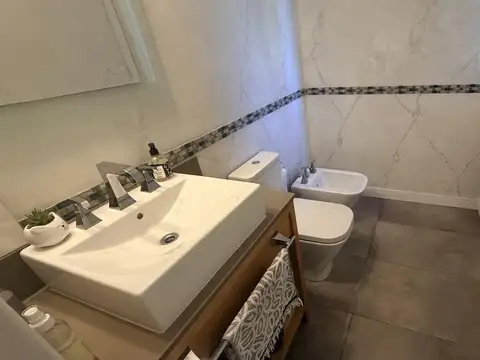 Casa en Alquiler al Norte