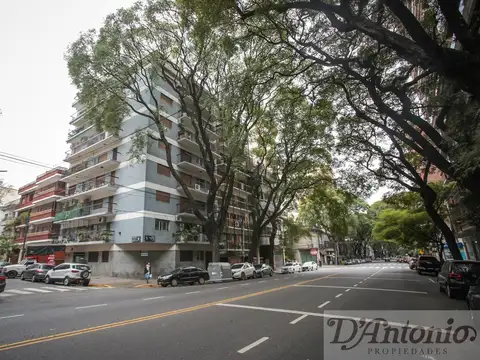 Amplio 4 Ambientes con Dependencia y Balcones en la Mejor Zona de Caballito