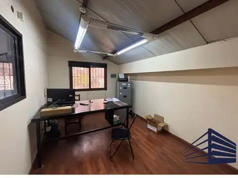 DEPOSITO EN VENTA - 285m2 - VILLA LYNCH